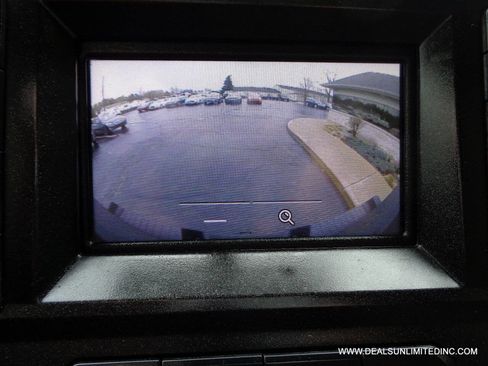 Used 2017 Ford F250 XL w/ Power Equipment Group image 15