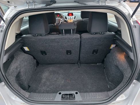 Used 2012 Ford Fiesta SES image 10