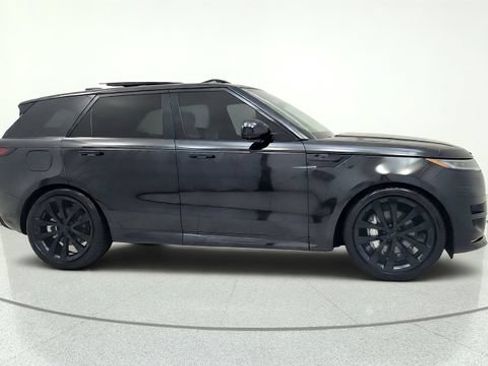 Used 2026 Land Rover Range Rover Sport Dynamic SE AWD/4WD image 15