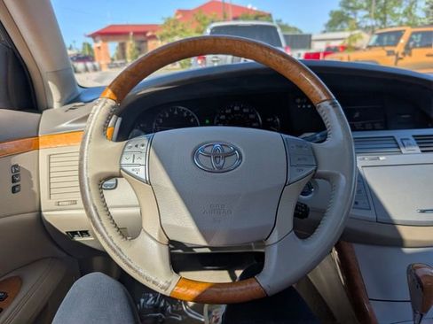 Used 2006 Toyota Avalon FWD image 10