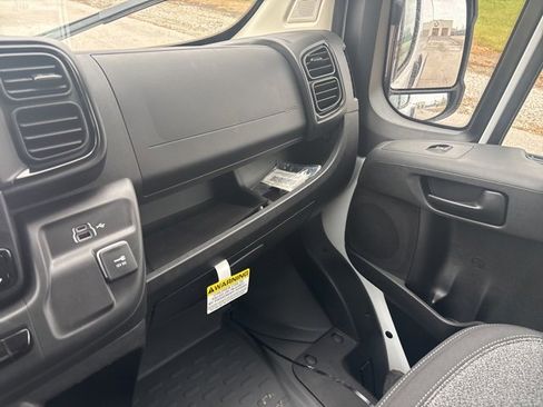 New 2026 RAM ProMaster 3500 w/ Convenience Group image 32