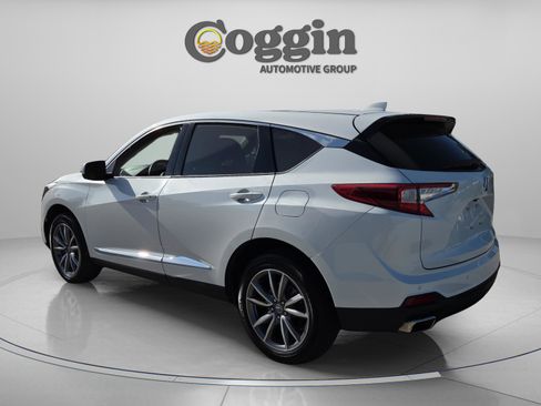 Used 2023 Acura RDX FWD w/ Technology Package image 3