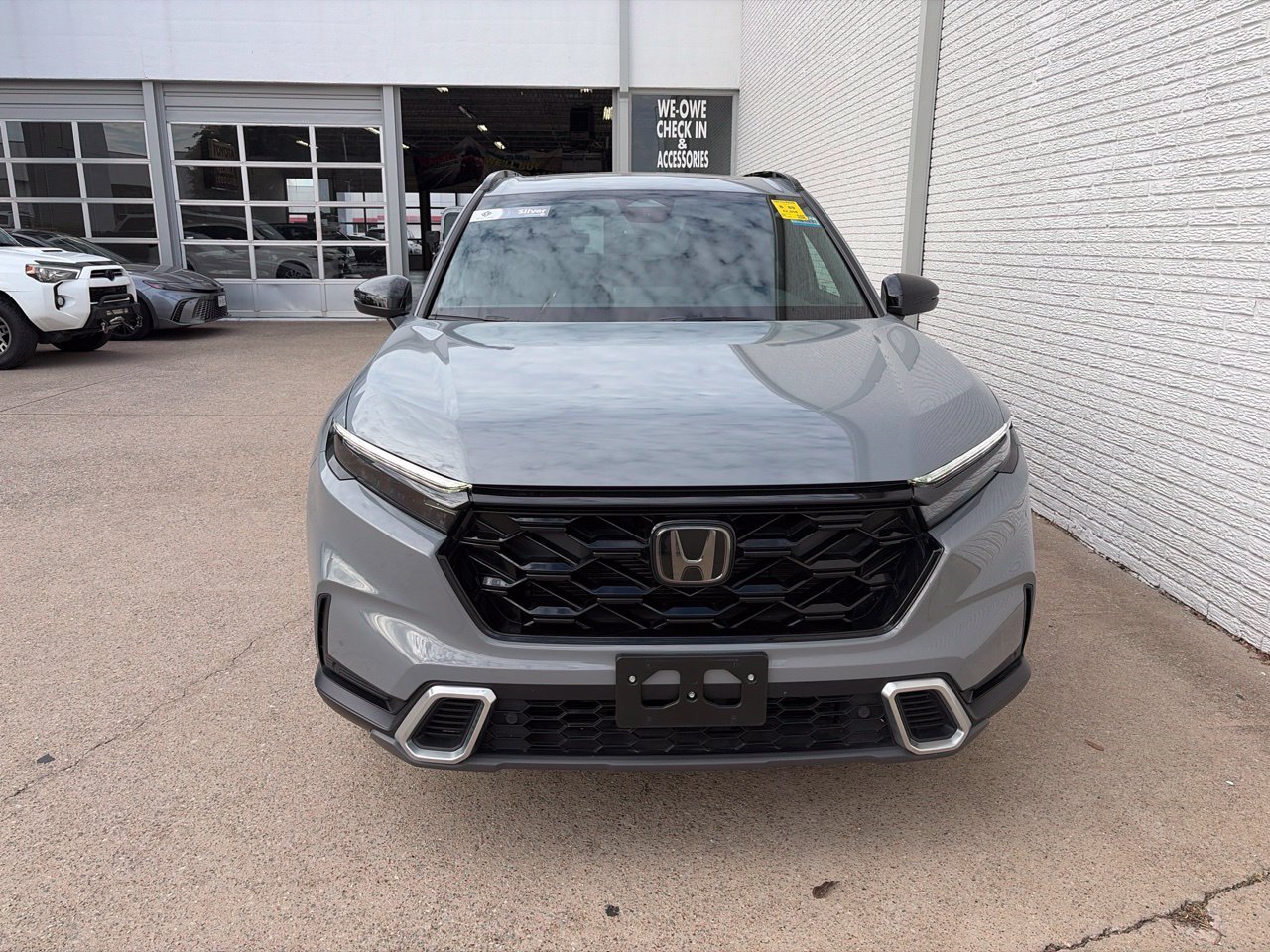 Used 2023 Honda CR-V Sport Touring image 7