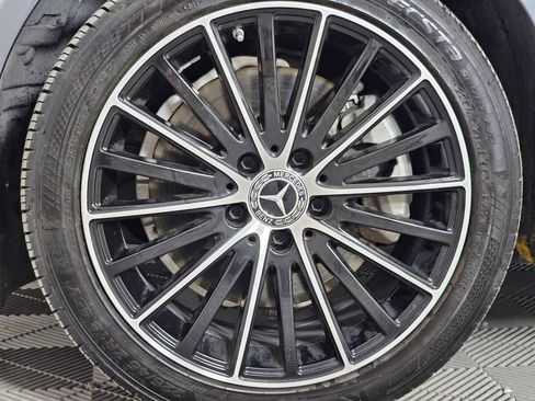 Used 2019 Mercedes-Benz C 300 4MATIC Sedan image 32