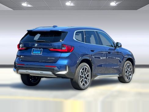 Used 2025 BMW X1 xDrive28i w/ Premium Package AWD/4WD image 8
