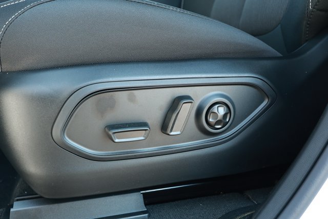 New 2026 Jeep Grand Cherokee Laredo RWD image 23