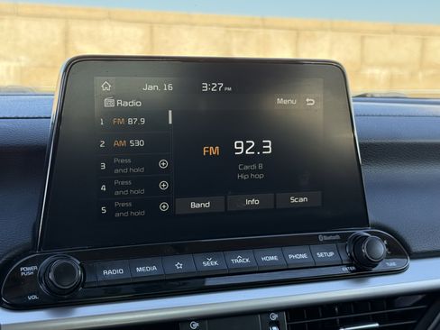 Used 2021 Kia Forte LXS image 24