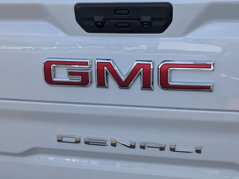 Certified 2026 GMC Sierra 1500 Denali AWD/4WD image 14