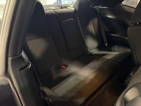 Used 2017 Dodge Challenger R/T RWD image 19