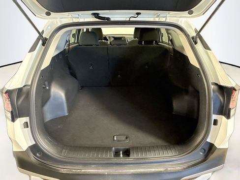 Used 2025 Kia Sportage LX FWD image 34