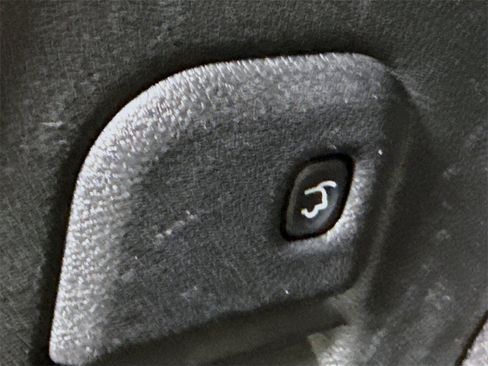 Used 2021 Jeep Grand Cherokee High Altitude image 29