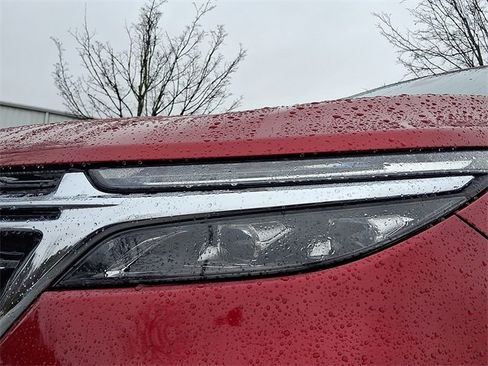 Used 2023 Chevrolet Equinox Premier w/ LPO, Floor Liner Package image 9