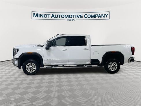 Used 2024 GMC Sierra 2500 SLE w/ SLE Value Package; image 5