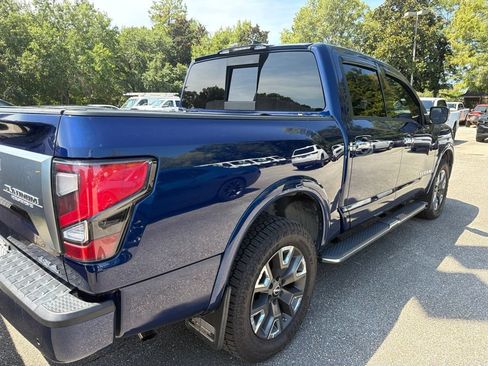 Used 2023 Nissan Titan Platinum Reserve w/ Moonroof Package AWD/4WD image 2