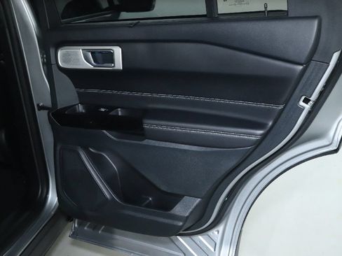 Used 2023 Ford Explorer ST w/ Equipment Group 401A AWD/4WD image 33