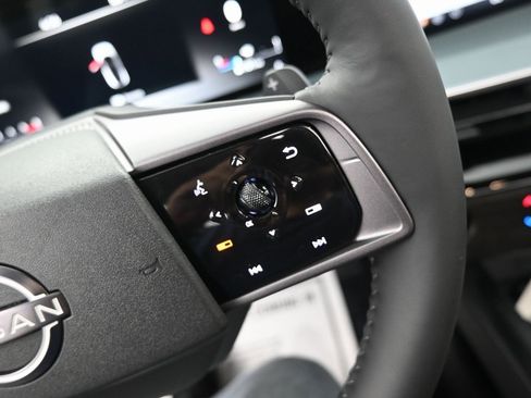 Used 2025 Nissan Murano Platinum w/ Cargo Package image 20