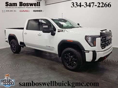 Used 2025 GMC Sierra 2500 AT4 AWD/4WD image 2