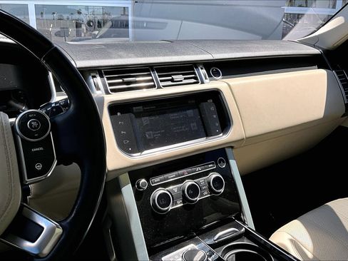 Used 2016 Land Rover Range Rover Supercharged AWD/4WD image 6