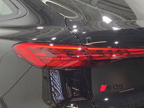 New 2026 Audi SQ5 Premium Plus AWD/4WD image 33
