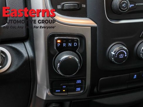 Used 2019 RAM 1500 Classic SLT image 13