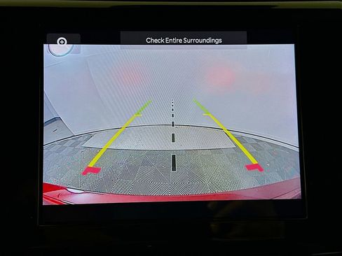 Used 2024 Jeep Grand Cherokee Altitude image 13