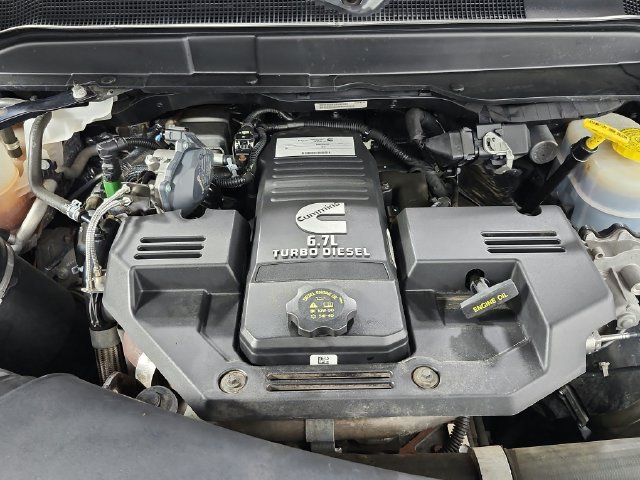 Used 2022 RAM 3500 Laramie AWD/4WD image 18