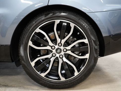 Used 2019 Land Rover Range Rover Sport HSE AWD/4WD image 36