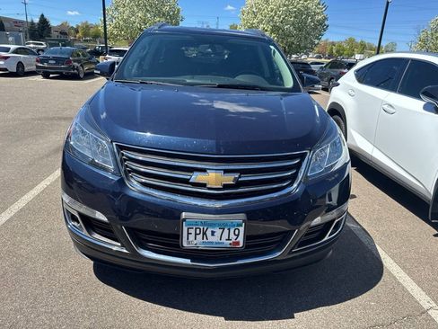 Used 2016 Chevrolet Traverse LT w/ Style and Technology Package AWD/4WD image 2