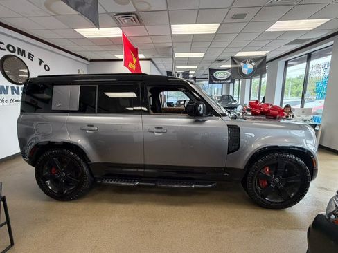 Used 2024 Land Rover Defender 110 X AWD/4WD image 18