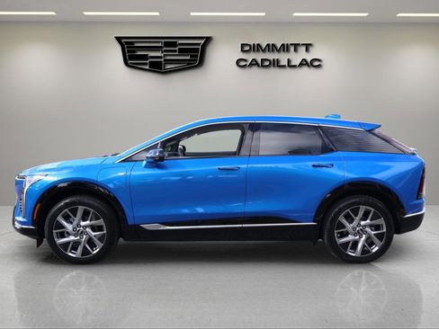 New 2026 Cadillac Optiq Luxury 1 image 2