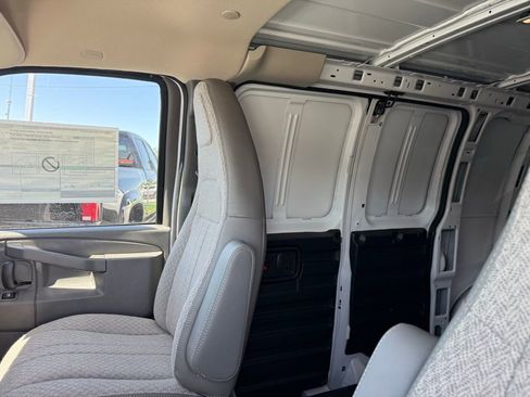 New 2026 Chevrolet Express 2500 RWD image 11