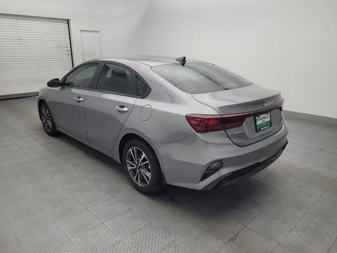 Used 2024 Kia Forte LXS w/ LXS Technology Package FWD image 5