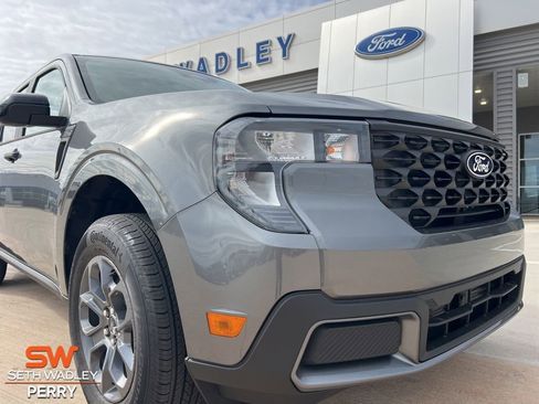 New 2025 Ford Maverick XLT w/ XLT Luxury Package image 11