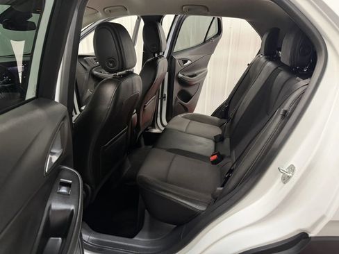 Used 2025 Buick Encore GX Preferred FWD image 38