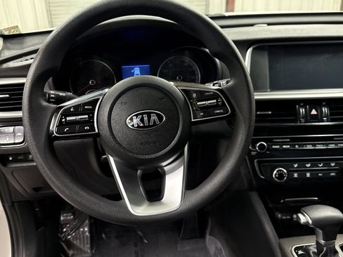 Used 2019 Kia Optima LX image 7