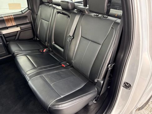Used 2018 Ford F150 Lariat w/ Equipment Group 502A Luxury AWD/4WD image 47