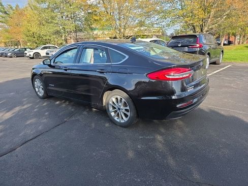 Used 2019 Ford Fusion SEL FWD image 6