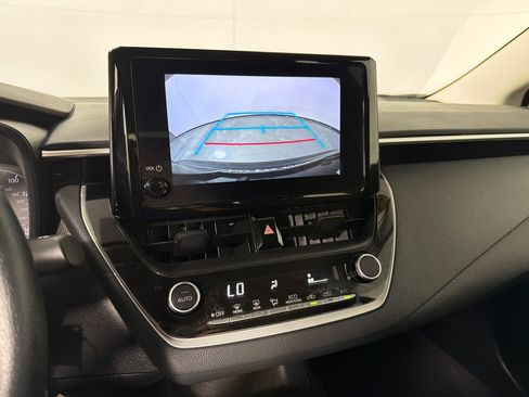 Used 2024 Toyota Corolla LE FWD image 13