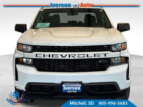Used 2021 Chevrolet Silverado 1500 Custom AWD/4WD image 3