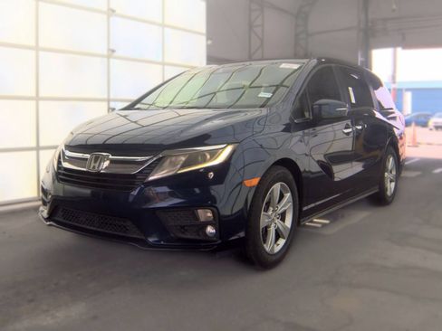 Used 2019 Honda Odyssey EX image 1