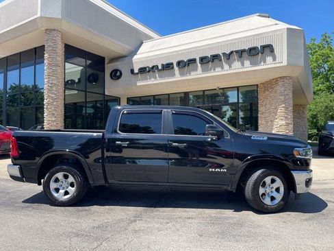 Used 2025 RAM 1500 Big Horn AWD/4WD image 2