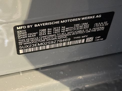 Used 2025 BMW X7 xDrive40i w/ M Sport Package AWD/4WD image 46
