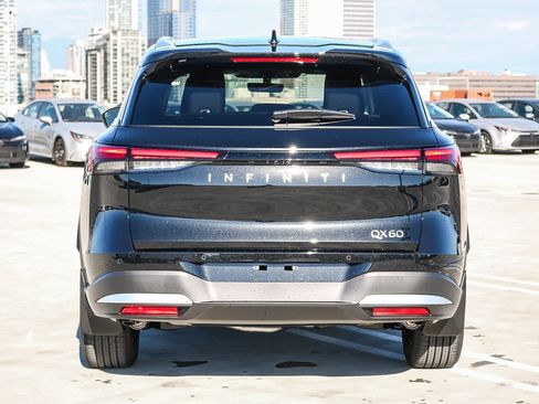 New 2026 INFINITI QX60 Luxe image 7