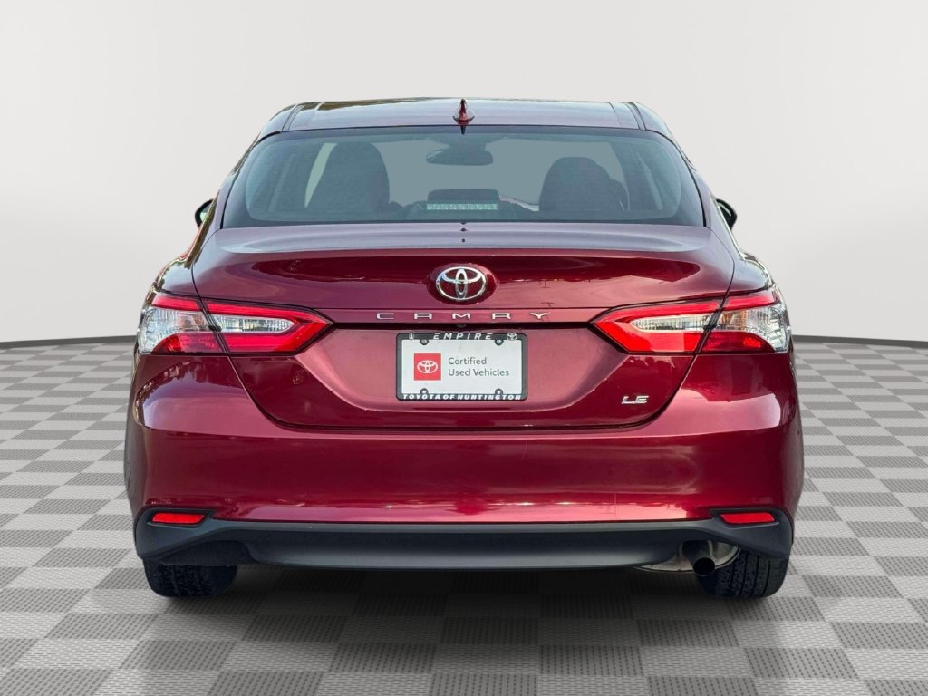 Used 2019 Toyota Camry LE FWD image 6