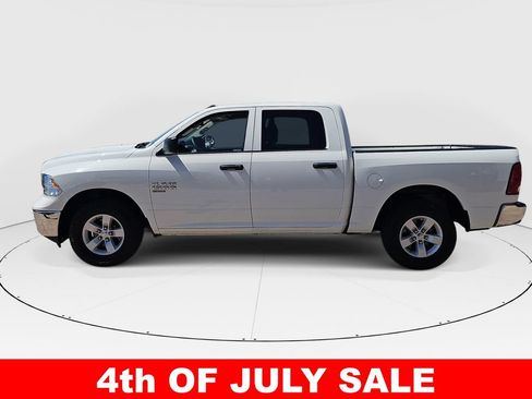 Used 2022 RAM 1500 Classic SLT w/ Electronics Group AWD/4WD image 6