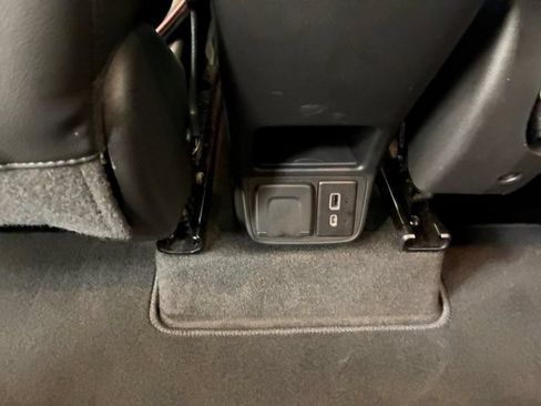 Certified 2024 Chevrolet TrailBlazer RS w/ Convenience Package FWD image 19