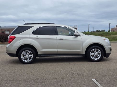 Used 2015 Chevrolet Equinox LT w/ Driver Convenience Package FWD image 4