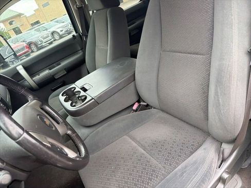 Used 2007 Chevrolet Silverado 2500 LT w/ 1LT Convenience Package AWD/4WD image 12