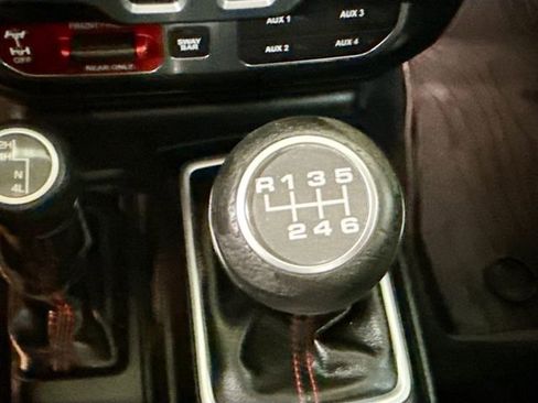 Used 2018 Jeep Wrangler Rubicon image 17