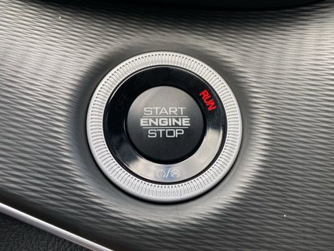 New 2025 Jeep Grand Cherokee L Altitude AWD/4WD image 33